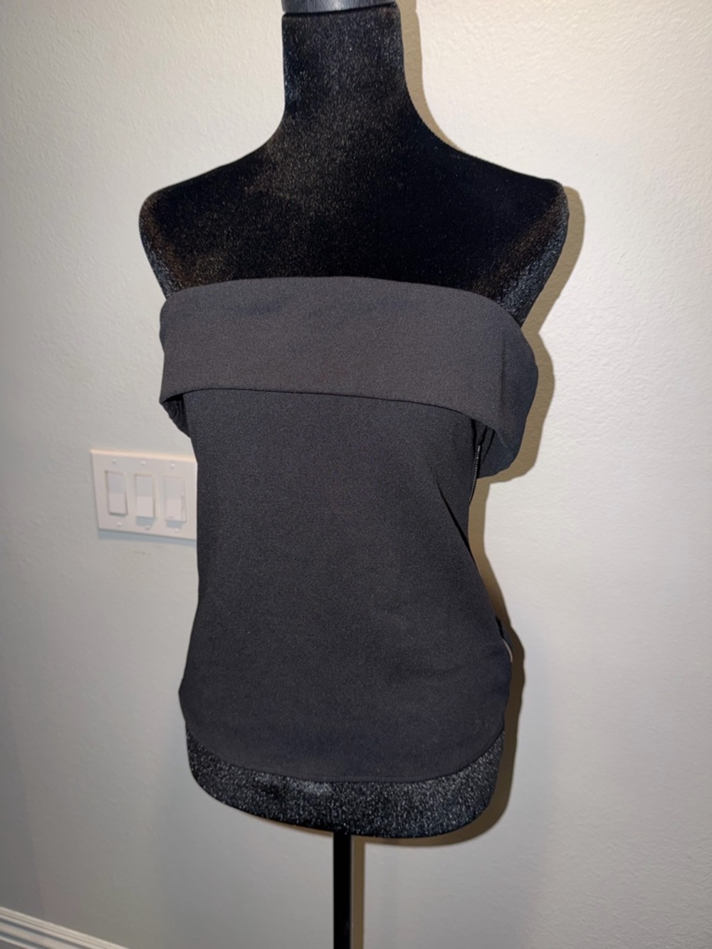 NWT Princess Polly Black Strapless Tube Top with zipper sides Y2K - Picture 2 of 7